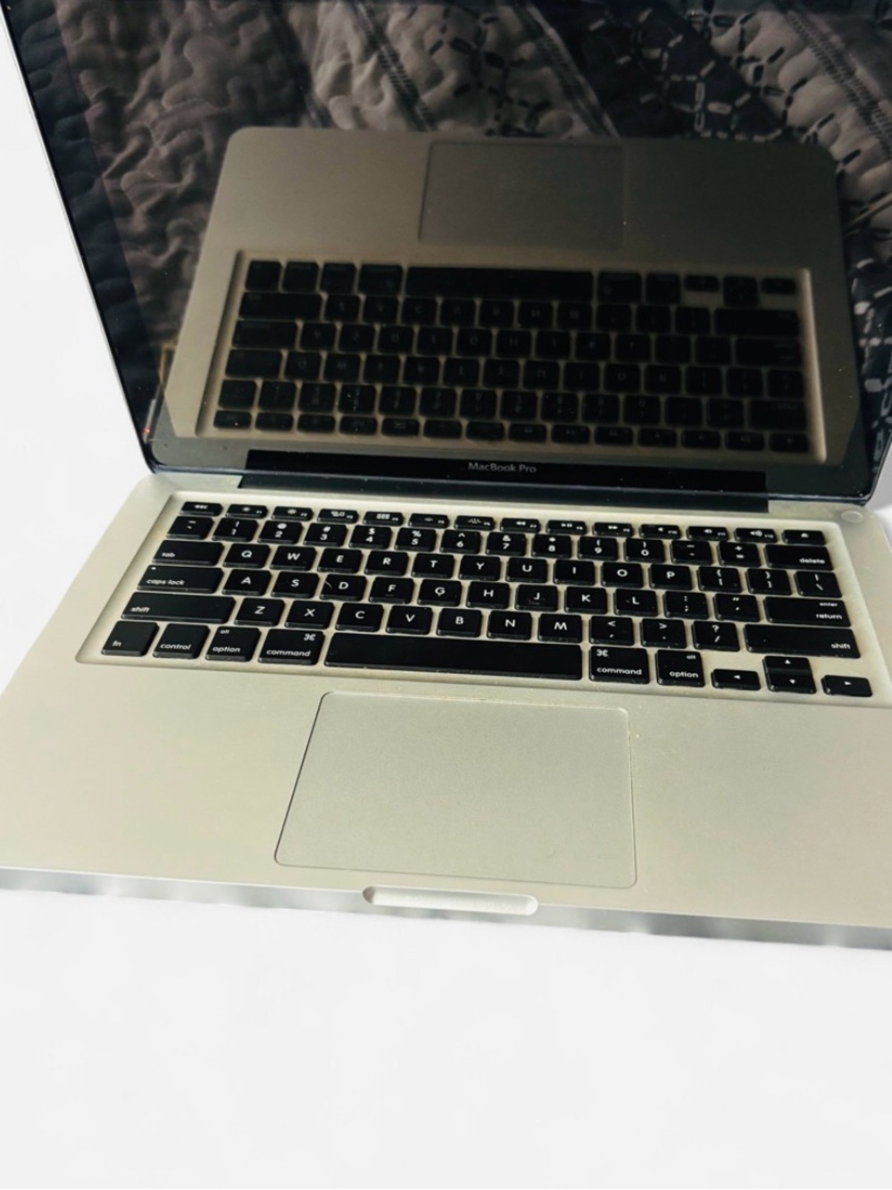 Apple MacBook Pro Aluminum Laptop - Silver with Black Keyboard